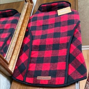 Eddie Bauer Plaid Dog Jacket in Red and Black squares soft fleece inside. Sz XL.